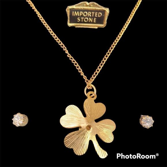 Vintage Necklace and Earring Set Gold Tone 4 Leaf Clover Shape Heart Rhinestone - Picture 2 of 3